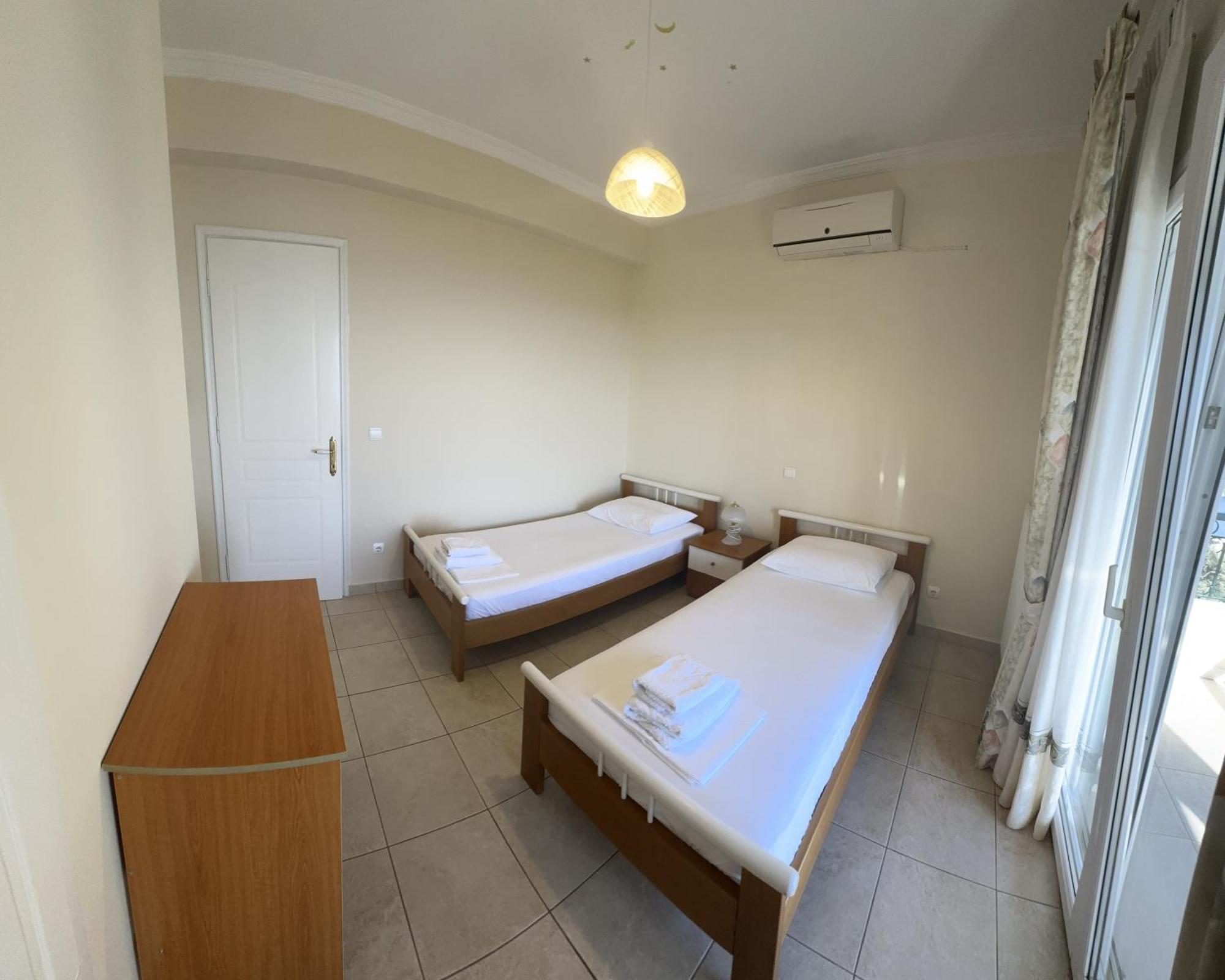 Mariza'S View House Apartment Lakones ภายนอก รูปภาพ